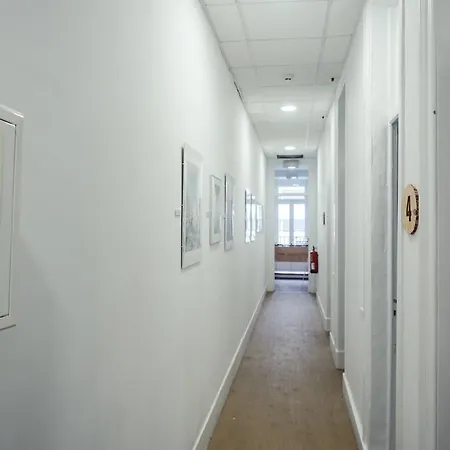 Impact House * リスボン