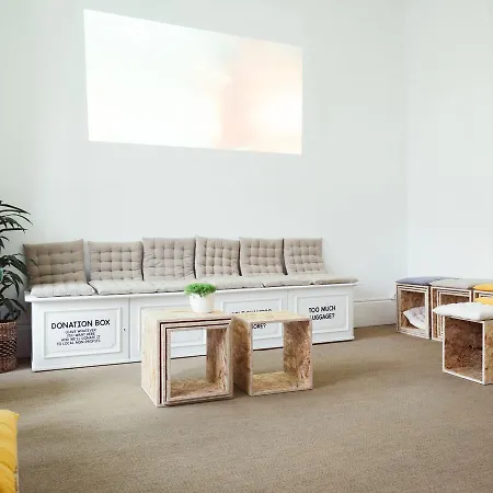 Impact House Auberge de jeunesse